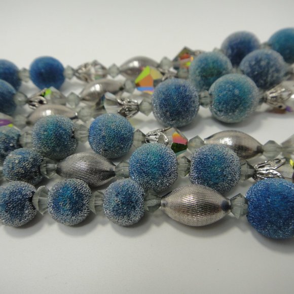 Vintage Fabiola Necklace Earrings Blue Sugar Frosted Beads AB Silver Tone - Picture 8 of 11